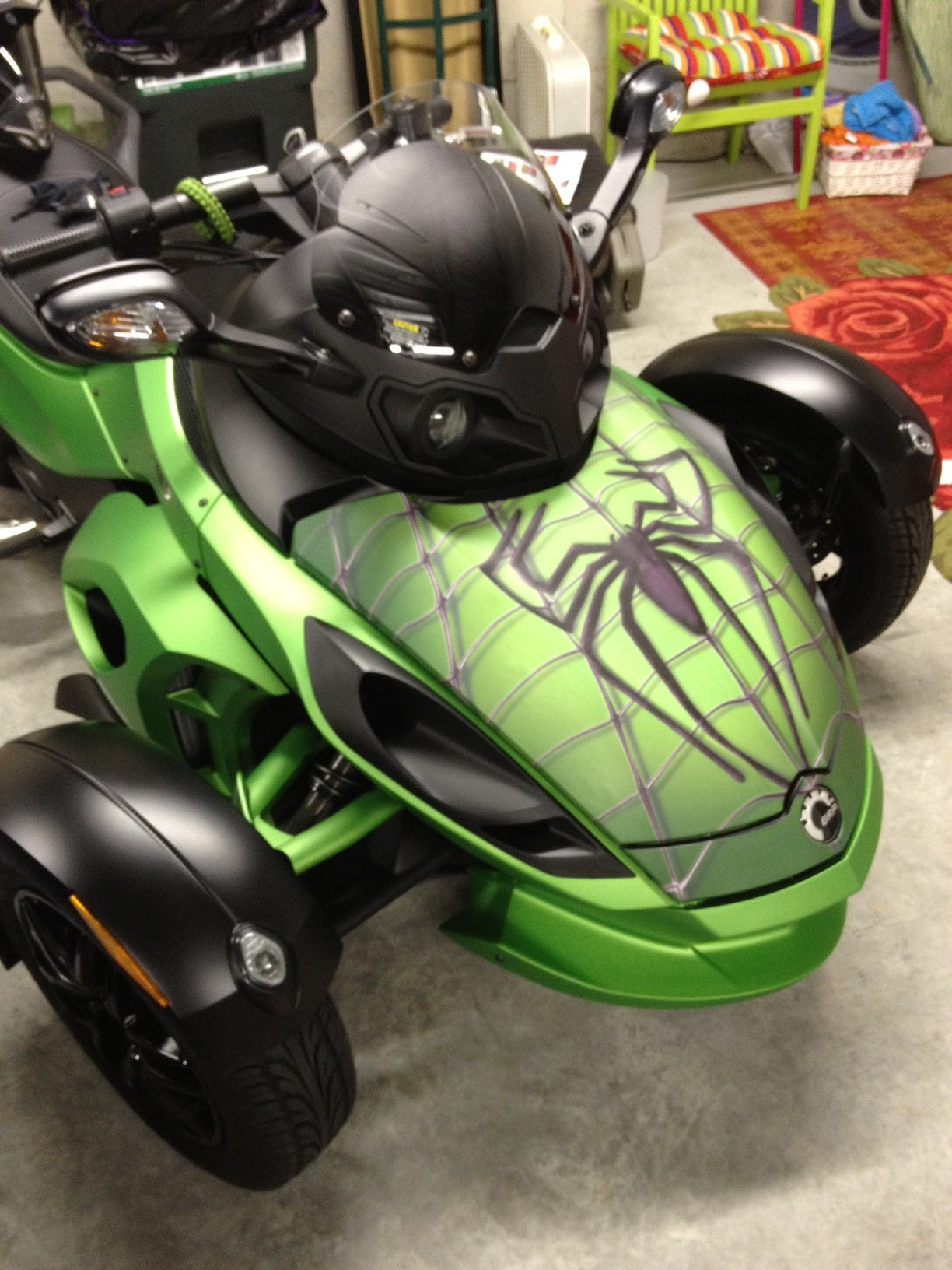spidy-on-web-green syder rs