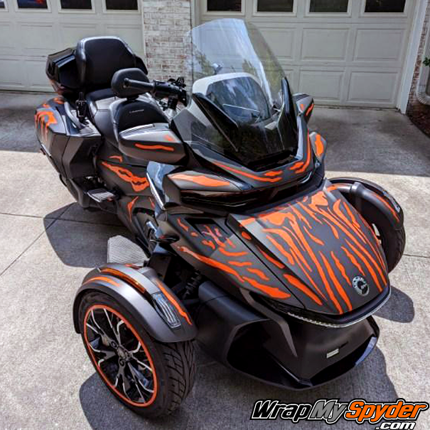 Tiger-Stripe-wrap-for-Can-am-Spyder-RT-2020-2024-Orange-Gloss
