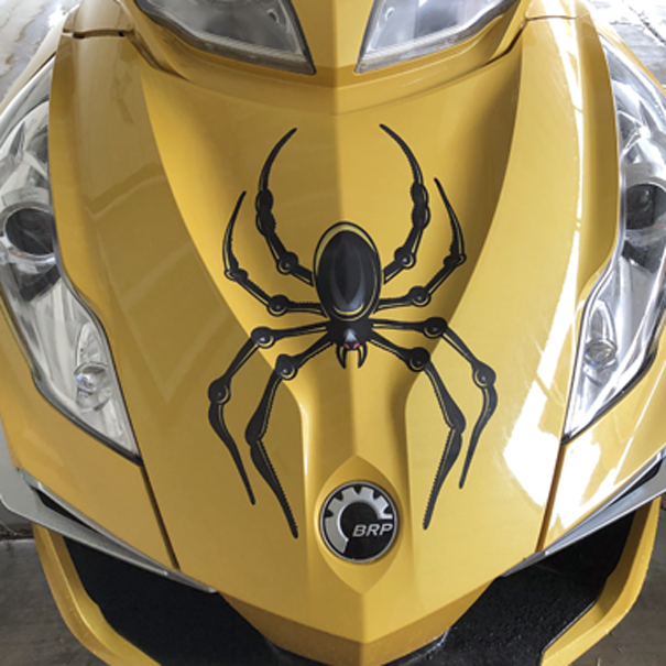 BRP Can-am Spyder Yellow Black Bellerdine spider decal