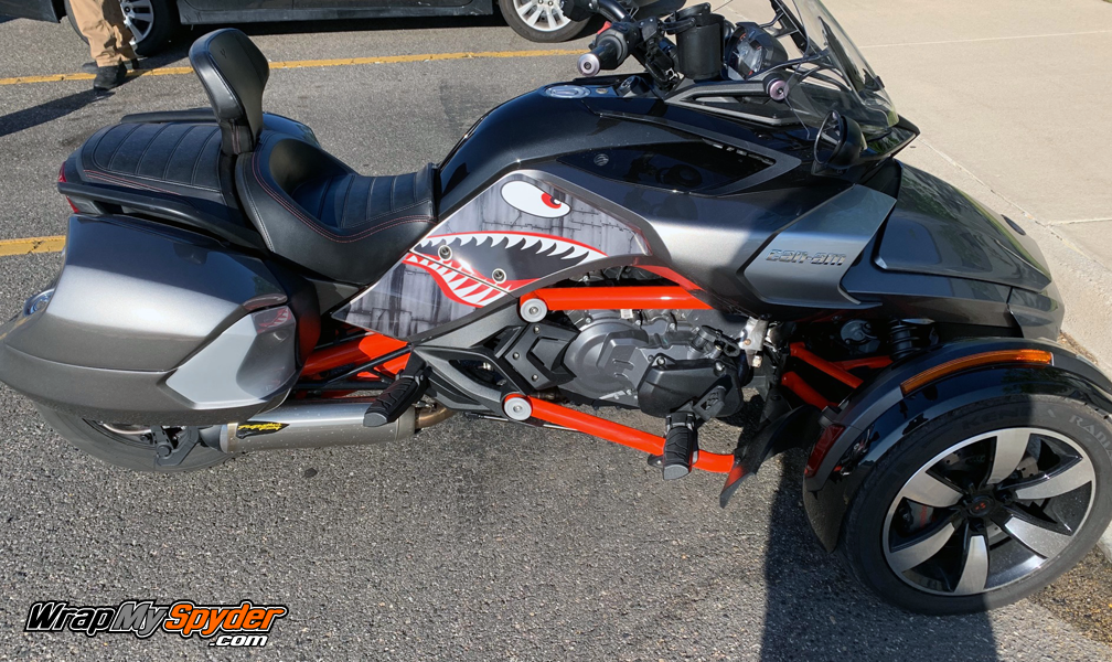 BRP Can-am Spyder F3 P4 Warhawk Knee Panel kit