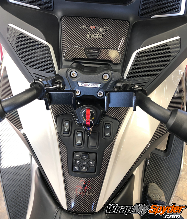 2020+ BRP Spyder RT Switch panel and glove box combined photo digital carbon fiber with logos