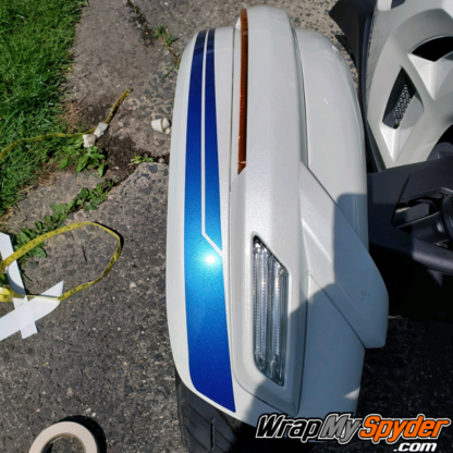 Can-am-Spyder-front-fender-stripe-kit--Break-Stripe-kit-Blue-Metallic