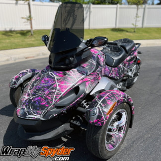 BRP-Can-am-Spyder-camo-wrap-in-Muddy-Girl-Pink-Camo