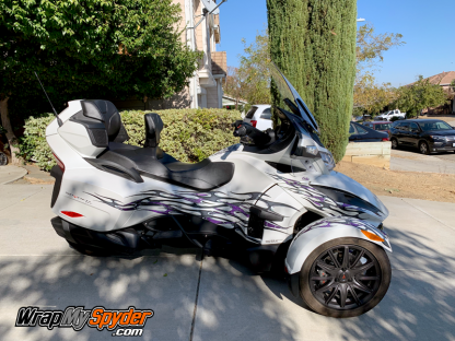 Purple-Tribal-Flames side view with classic fenders
