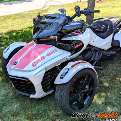 Can-am-Spyder-F3-Hot-Pink-racing-strieps-Daytona,-Can-am-text,-spyder-text,-boomerang