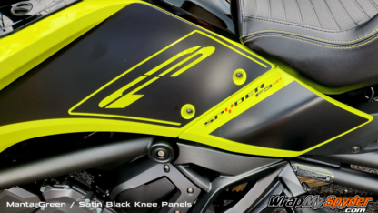 Can-am-Spyder-Manta-Green-with-Satin-Black-Kneep-Panel-Cut-Out