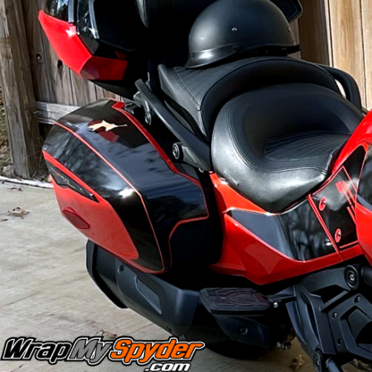 BRP-Can-am-Spyder-F3-Limited---Touring-Saddlebag-protection-kit-in-Gloss-Black