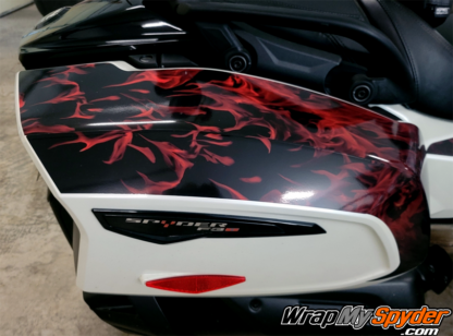 Can-am-Spyder-F3-Touring---Limited-saddlebag-wrap-dragon-flames