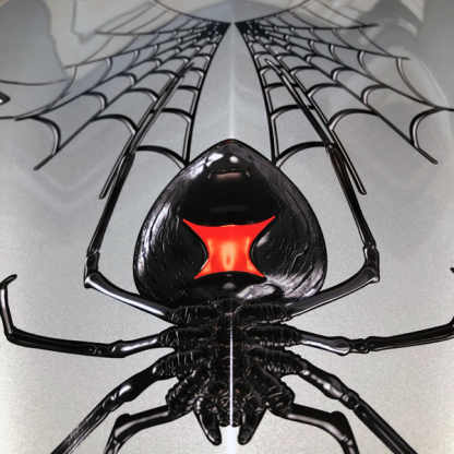 Black-Widow-Creeper-can-am-spyder-decal-kit-close up
