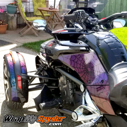 Spyder-F3-Reverse-Webs-knee Panel and New Style fenders
