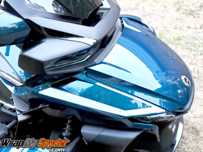 Can-am-Spyder-RT-Intake-Accent-insert-silver-metallic
