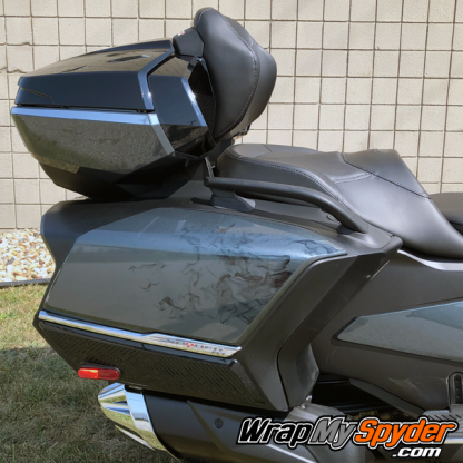 2020+-Spyder-RT-Ghost-flames-on-side-saddlebags