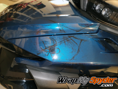 Can-am-Spyder-RT-full-body-wrap-with-spiders-webs-and-skulls-Widows-dinner