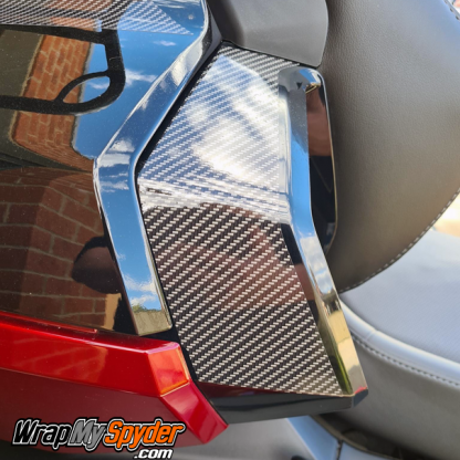 2020+-BRP-canam-spyder-top-case-speaker-insert-gloss-carbon-fiber