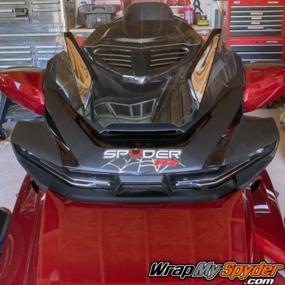Chrome-emblem-Spyder-RT-mounted-below-windshield