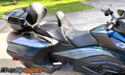 Can-am-Spyder-RT---RT-Limited-2020-2024-Boot-Panel-Side-Stripe--with-Tri-Wing-Saddle-bag-stripe-Charcoal-Metallic