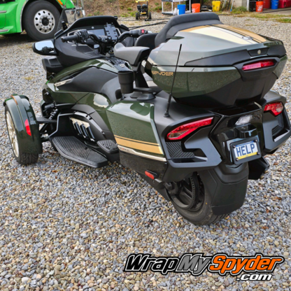Can-Am-Spyder-RT-2020-to-current-racing-stripe-kit-in-gold-metallic-mounted-on-Sea-to-Sky-RT