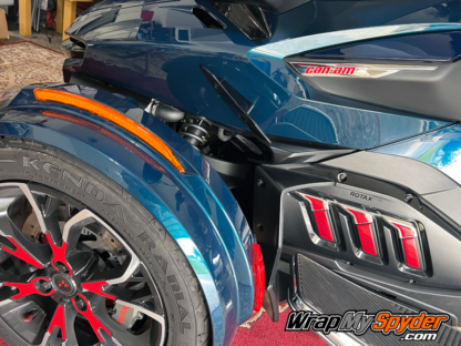 2020+-Can-am-Spyder-RT-RT-Limited-Side-Panel-Text-Overlay-shown-in-Red